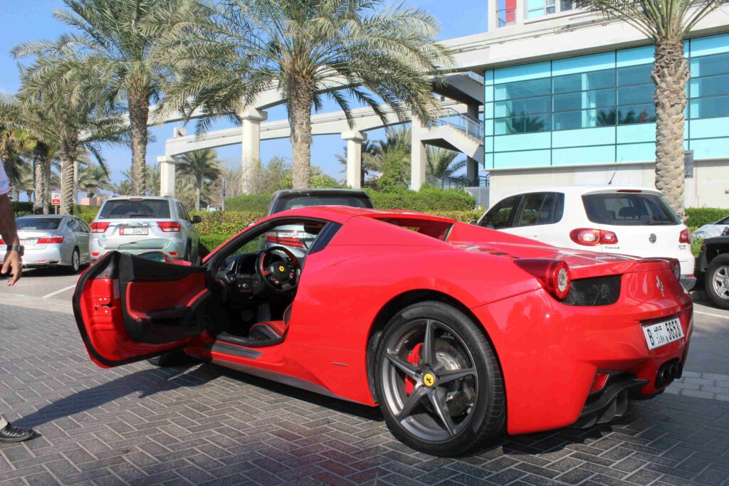 Rent a Car Dubai – The Best Choice for Families and Tourists