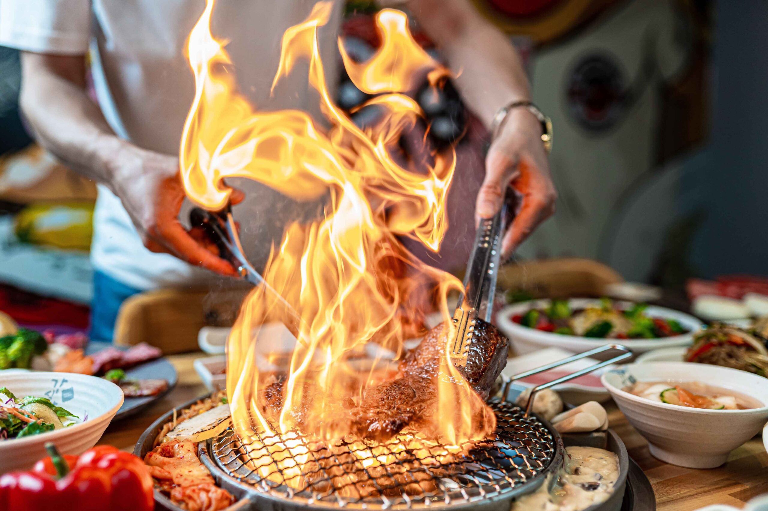 The Art of Slow-Cooked Charcoal Grilling: Why Dubai Diners Are Choosing Flame Over Fast Food